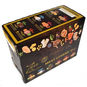 Caja expositor de color marrón y dorado que guarda 8 bolsitas de alimento húmedo para perros de zen.