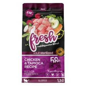 Saco de alimento seco para gatos de pollo y tapioca.