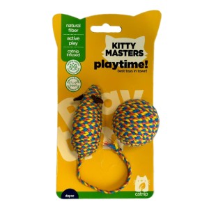 Juguete para gatos con forma de ratón y pelota de tenis con colores marrón y beige con etiqueta para su posterior venta.