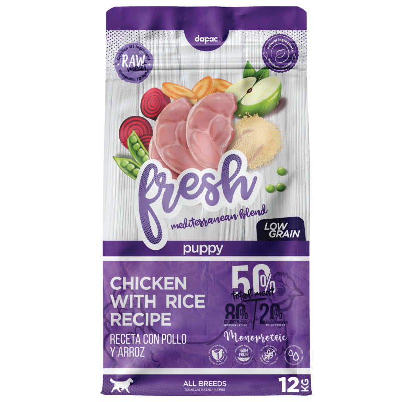 Imagen del saco de alimento para perros de Fresh Puppy, tiene color morado con una imagen de pollo.