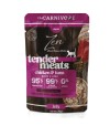 Envase frontal de comida húmeda para gatos de color morado y marrón con un plato de pollo con atún en la portada.