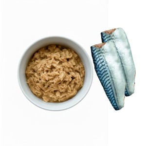 Bol relleno de caballa tender para gatos,