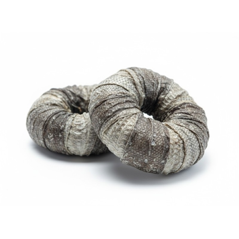 Snack aro de pescado para perro.