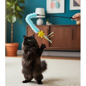 Gato jugando con caña con estrella.
