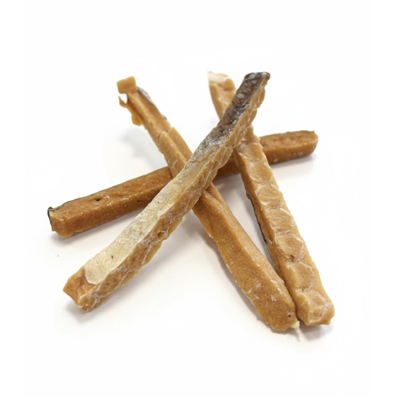 Snacks tiras de salmón para perro.