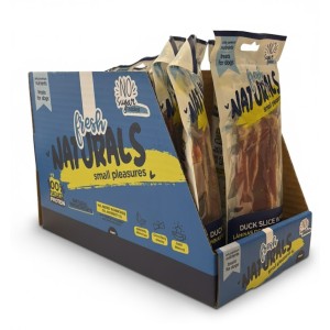 Caja de láminas de pato con pescado para perros.