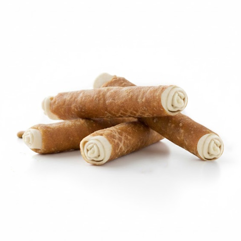 Palo de cuero crudo espumado con pollo para perros.